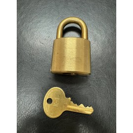 New  Wilson Bohannan WB Padlock Brass Lock Heavy Duty…NEW