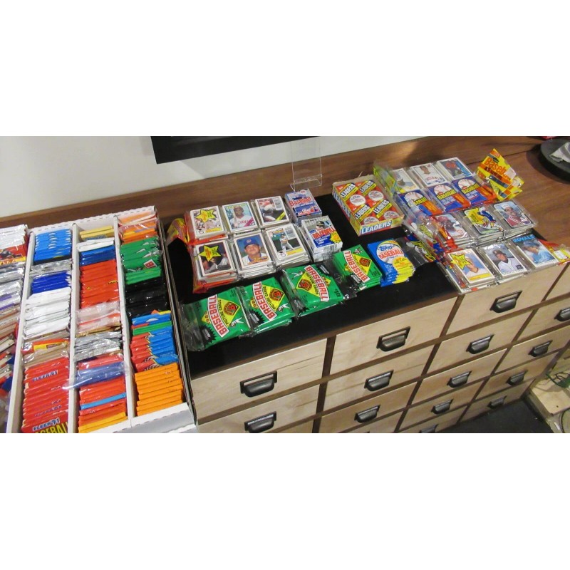 HUGE Lot of 300 Unopened Old Vintage Baseball Cards in