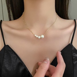 Wiwpar Simple Pearl Chain Choker Necklace Pearl Beaded Pendant Necklace Gold for Women and Girls