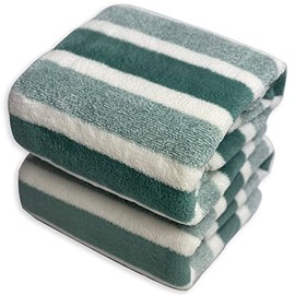 SOFTBATFY Microfiber Bath Towels, 2 Pack Lightweight, Absorbent, Super Fluffy and Fast Drying Towel for Travel, Vacation, Fitness and Yoga (35" x 70", Green)