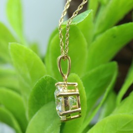 SAVEARTH DIAMONDS 3 Carat Moissanite Pendant Necklace in 18K Yellow Gold Over Sterling Silver D Color Ideal Cut Lab Created Diamond Necklace for Women