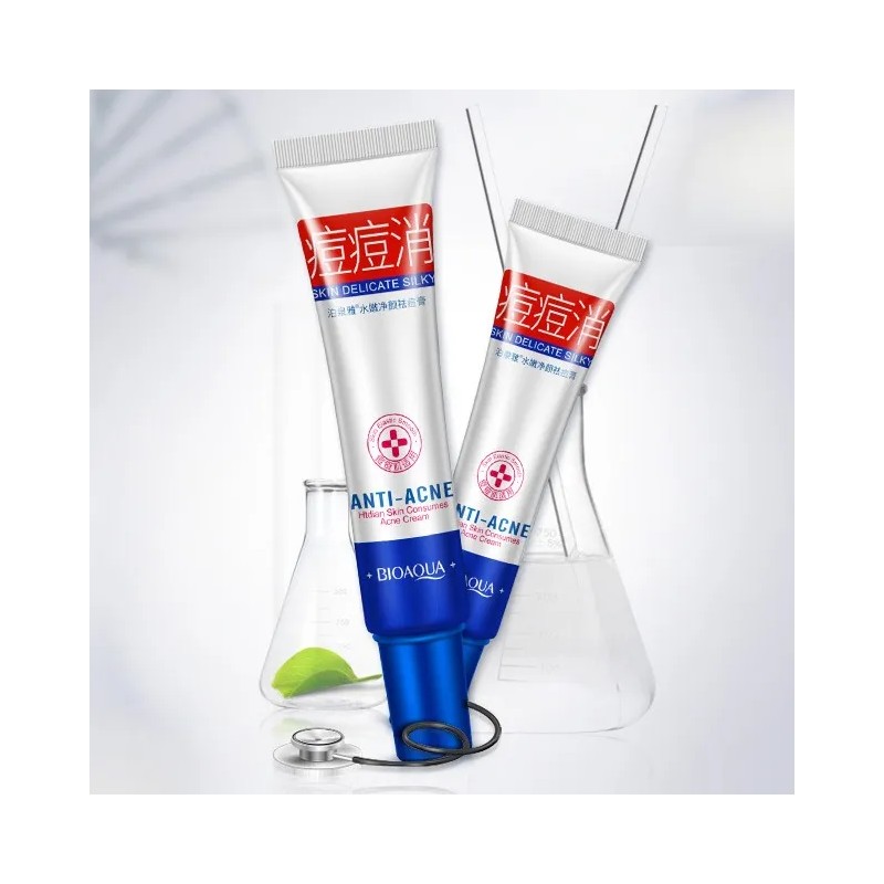 Bioaqua crema antiacné controla grasa y manchas, uso diario facial
