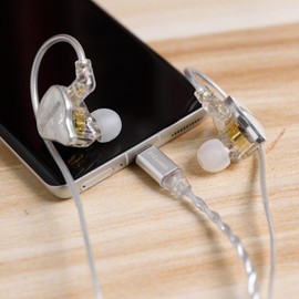 keephifi Hzsound White Snow USBC Headphones Wired, 10MM LCP+PU Diaphragm in Ear Headphones Resin-drip Mold, Gaming Earbuds Type C IEMs Positional Audio Location for Singer, Audiophile