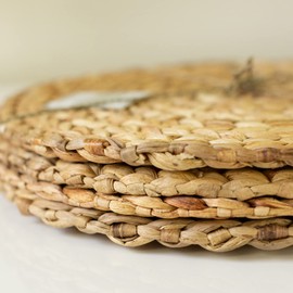 Benson Mills Water Hyacinth Braided Round Placemat Set of 4 (Natural - Extra Fine Weave, 13.5" Round)