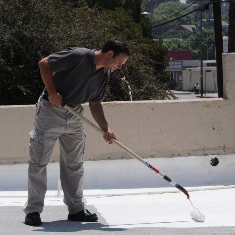 Henry 287 Solar-Flex White Acrylic Elastomeric Reflective Roof Coating 4.75