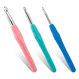 3 Sizes Crochet Hooks,Ergonomic Arthritis Handle,5.5 inch Long Beginner's Knitting Needle and Color Soft Handle Smooth Knitting Needle DIY Knitting Kit for Knitting Sweaters,Scarves and Hats