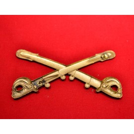 1858 CIVIL WAR FEDERAL/CSA CAVALRY KEPI  & HAT CAP BADGE INSIGNIA 3 1/2" W