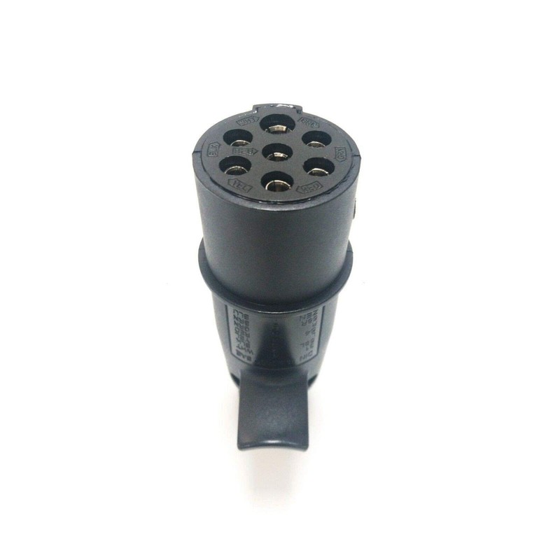 Plug 7 Pin / 24 V Plastic Car Trailer Socket