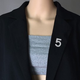 Crystal Pearls Lucky Number Five Brooch for Women Girl Men Fashion Lapel Pins Corsage Scarf Pin Rhinestones Breastpin for Wedding Party Banquet Clothes Badge Jewelry Birthday Mother's Day Gift, Metal,