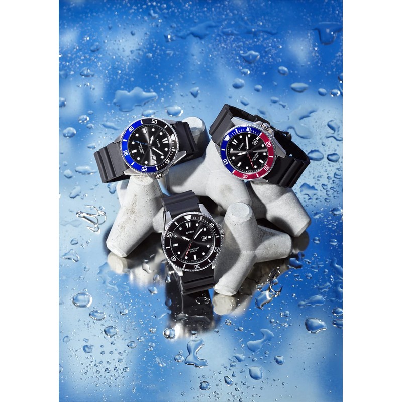 Casio Collection MDV-107 Series Online Limited Edition, blue/red, watch