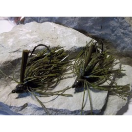 Unbranded TWO (2) 3/8 POISON TAIL JIGS *LIVING IMAGE SUMMER CRAW DALMATION *