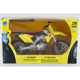 New Ray Suzuki RM-Z450 Dirtbike, Yellow w/ Black 57643 - 1/12 Scale Vehicle Replica