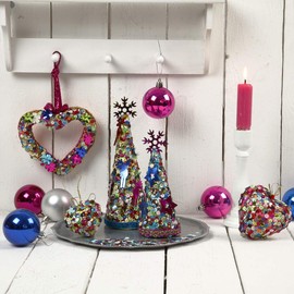 Creativ 543600 5-Piece 14.5 cm Polystyrene Cones, white