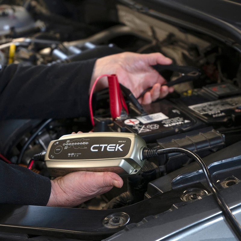 CTEK - 40-206 MXS 5.0 Fully Automatic 4.3 amp Battery