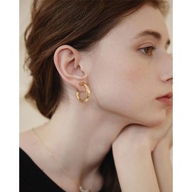 LILIE&WHITE Klipp Earrings Elegant Golden Clip Earrings for Women - Allergy Friendly, Rust and Colour Resistant - Everyday and Special Occasions, Copper, No Gemstone