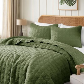Oversized California Cal King Size Quilt Bedding Sets with Pillow Shams, Olive Green Summer Lightweight Bedspread Coverlet, Farmhouse Quilted Blanket Thin Comforter Bed Cover, 3 Pieces, 118x106 inches