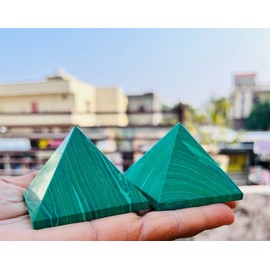 Green Malachite Crystal Pyramid Malachite Large Pyramid Handmade Hand Carved Stone Pyramid Meditation Yoga Home Decor Office Decoration Healing Crystals. 50-60MM