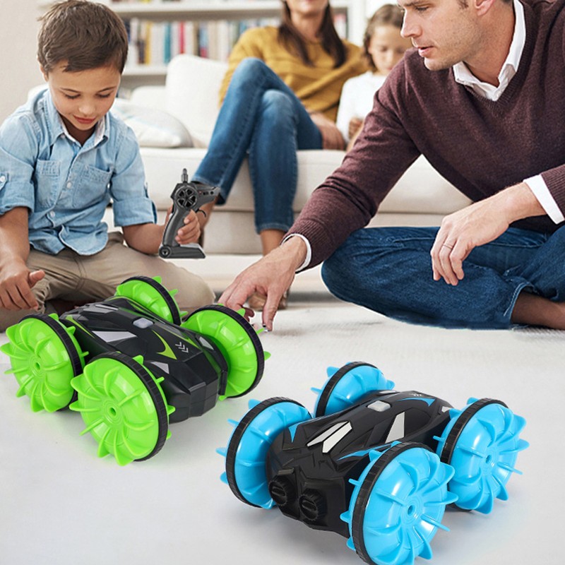 Amphibious Remote Control Car 2.4 GHz 4WD Rechargeable RC Cars