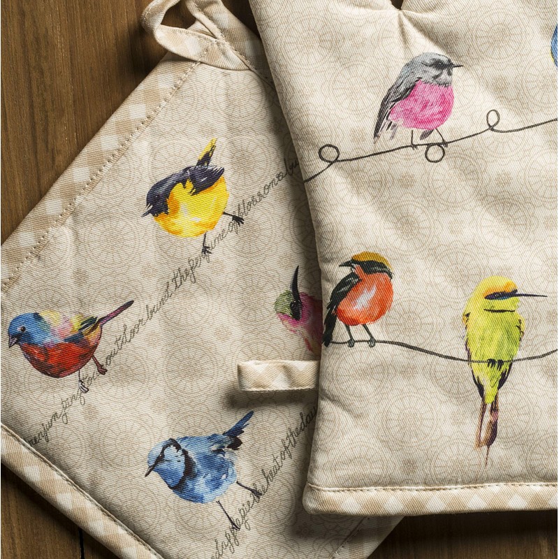 Maison d' Hermine Spring/Summer Set with Oven Gloves and Pot