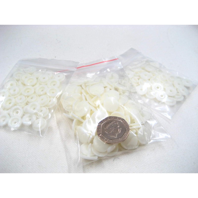 50Sets T5 1.2cm Off White Cream Plastic Resin Snaps Button