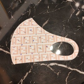 Neoprene cubic mask celebrity fit jewel mask, F letter logo brown / 네오프렌 큐빅 마스크 연예인핏 보석 마스크, F글자로고브라운