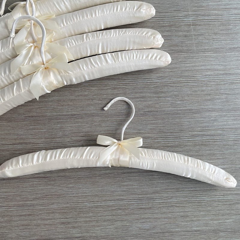 Fazanwey Padded Hangers for Clothes Satin Hangers Clothes Hangers Padded