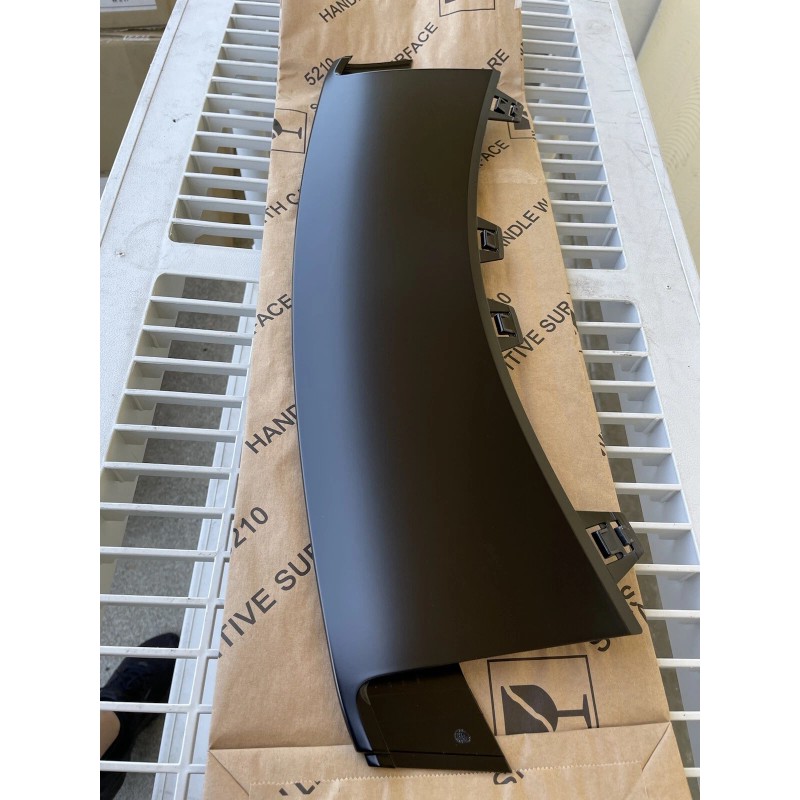 TOYOTA SUPRA MKV MIDDLE LOWER FRONT BUMPER FINISH LIP MOLDING