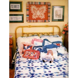 That Patchwork Place Nostalgic Noel by Nancy Martin Wreaths, Stockings, Old Quilts Vest, Angels NOS