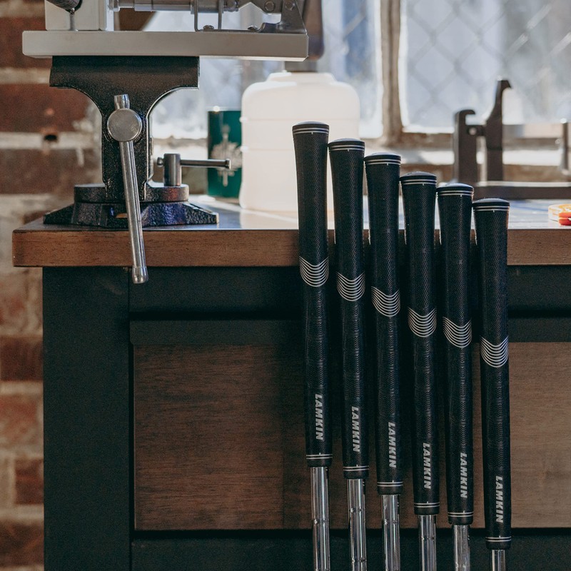 Lamkin Sonar + Black Grips (Midsize)