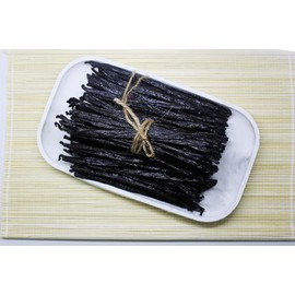 50 Vanilla Beans Bulk For Making Vanilla Extract Grade A - NON-GMO Fresh Pods, "6-9" Inches, Perfrect for Homemade Extract, Cooking, and Brewing