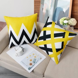 Dremisland Geometric Pattern Pillow Covers 18x18 Inches Set of 4 Modern Throw Pillowcase-Yellow Triangles Decorative Pillow Cover Spring Decorations Soft flannel Cushion Case for Outdoor Home Decor (18*18, Yellow Geometry)