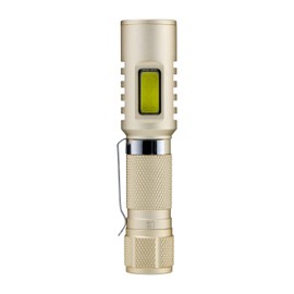ELPA Walking Aluminum Light S 150 lm / Brightness 150 lm / Splash Proof IPX4 / Can be used in 2 directions of the foot as far away as it is possible to illuminate your feet for a walk. ● Aspherical