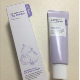 Isntree Onion New Fair Gel Cream 50ml / 이즈앤트리 어니언 뉴페어 겔 크림 50ml