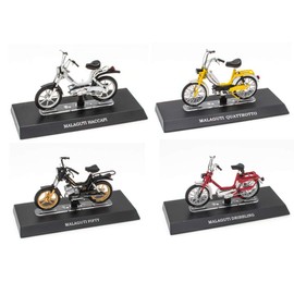 OPO 10 - Set of 4 mythical 1/18 mopeds compatible with Malaguti: Fifty + Dribbling + Quattrotto + Haccapi (M02 + M06 + M16 + M24)