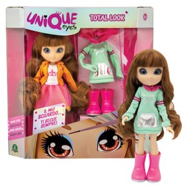 Unique Eyes Total Look Doll Sophia