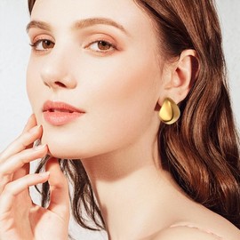 Sonateomber Gold Drop Stud Earrings for Women, Trendy Statement Droplet Earing Fashion Jewelry Gift