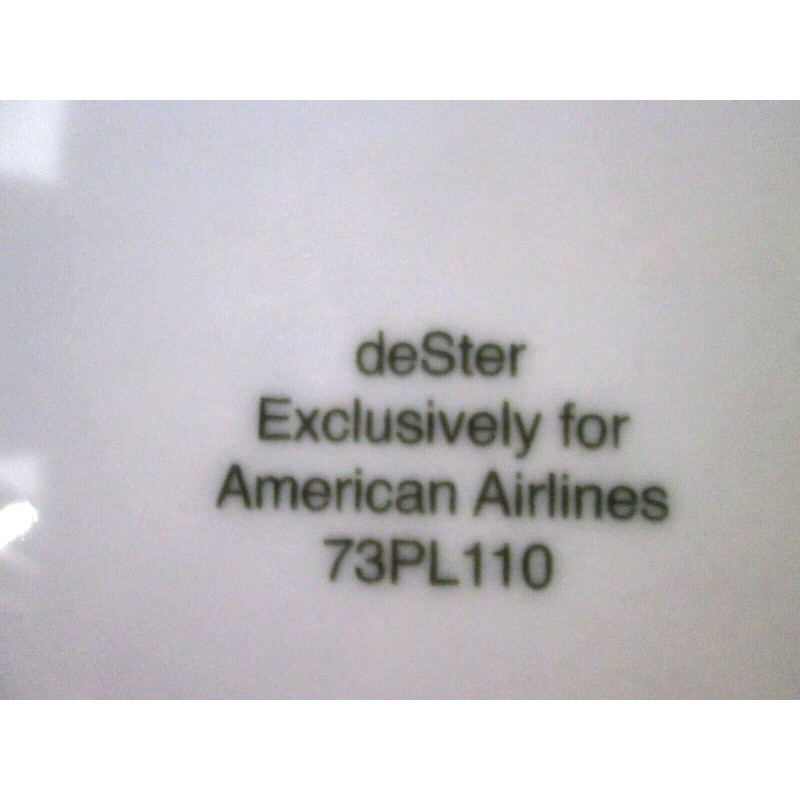 SET of 6 AMERICAN AIRLINES FIRST CLASS WHITE PORCELAIN ENTREE