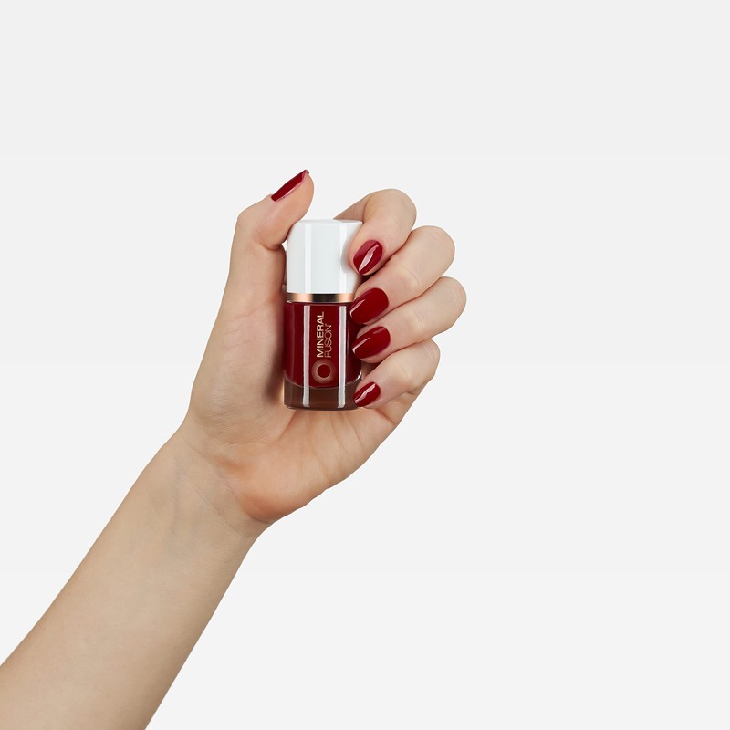 Mineral Fusion Nail Polish, Deep Red, Heart Throb Heart Throb
