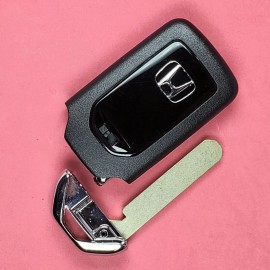 Honda New OEM Honda Accord Smart Key 5B Trunk / Remote Start CWTWB1G0090