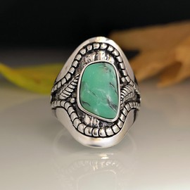 Mnyixsi Vintage Sterling Silver Turquoise Ring for Women, Imitate Irregular Turquoise Ethnic Charms Flower Leaf Band Ring for Women Jewelry Gift, Natural Birthstone Statement Ring Size 8