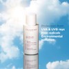 Clarins Protector solar anti contaminación UV Plus para rostro |