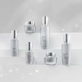 Genie Youm EGF Basic Cosmetics 6 Types Hyaluronic Acid Moisturizing Women’s Functional Skin Care Gift Set / 지니윰 EGF 기초 화장품 6종 히알루론산 수분 보습 여성 기능성 스킨케어 선물 세트
