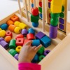 Melissa & Doug Bead Sequencing Set with 46 Wooden Beads