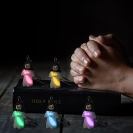 CroBlissful 50 Pcs Mini Jesus Keychains Bulk, Glow in The Dark Jesus Figurine Key Ring, Luminous Keychains for Halloween Trick or Treat, Christian Church Gifts for Pumpkin Bucket, Christmas (Pray)