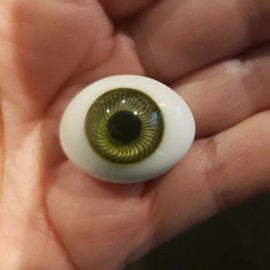 Global 24mm Green Glass Flat Eyes