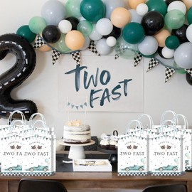 16 bolsas de regalo azules para 2º cumpleaños de coche de carreras para suministros de fiesta de 2º cumpleaños, dos aperitivos de regalo rápido, bolsas con asas para niños, decoración de fiesta de