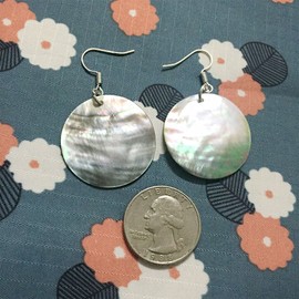 AMOR SPES Natural White Sea Shell Silver Drop Dangle Earrings Women Gift Beach Jewelry (Black)