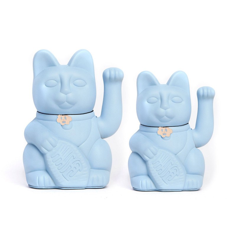 Chinesische Glückskatze. Winkende Katze. Maneki Neko viel Glück. HELLBLAU, L