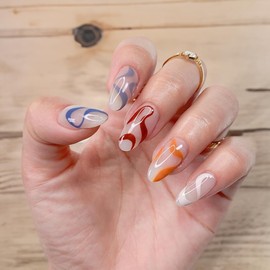 MOTA ENTERPRISE Uñas Acrílicas A Presión, Punta Francesa, Uñas Postizas Con Pegamento, Uñas Postizas Con Diseño, Uñas Cortas A Presión, Cortas A Medianas, Juego De 24 Piezas (Incluye Adhesivos) (Jp141