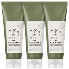 2+1 Fall in love with milk Grain milk green tea milk foam cleansing 220ml large capacity 3 packs / 2+1우유에 빠지다 곡물우유녹차우유 폼클렌징 220ml 대용량 3개